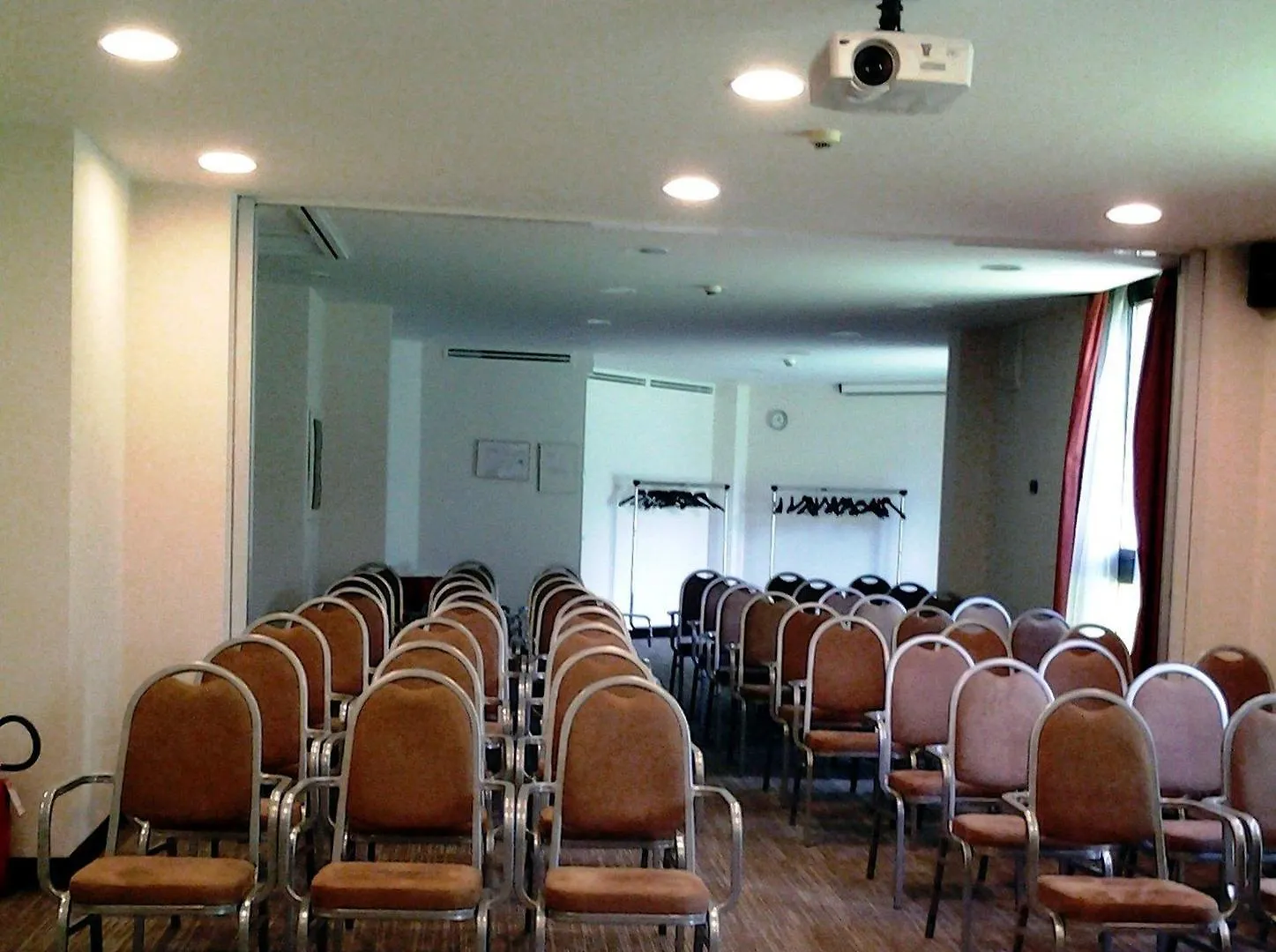 Belstay Milano Linate Peschiera Borromeo Hotel
